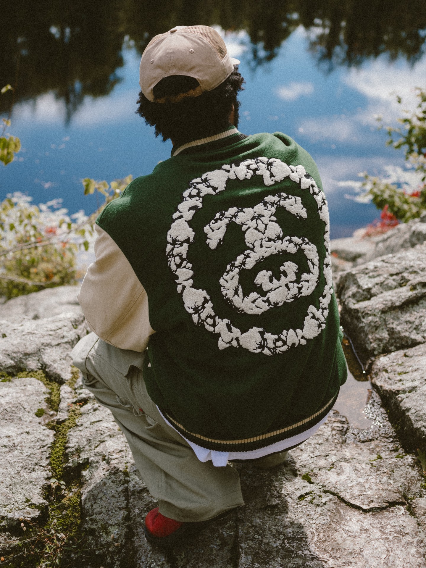 Stüssy x Denim Tears 2026年秋冬コレクション、ドーバー ストリート マーケット ニューヨークに登場